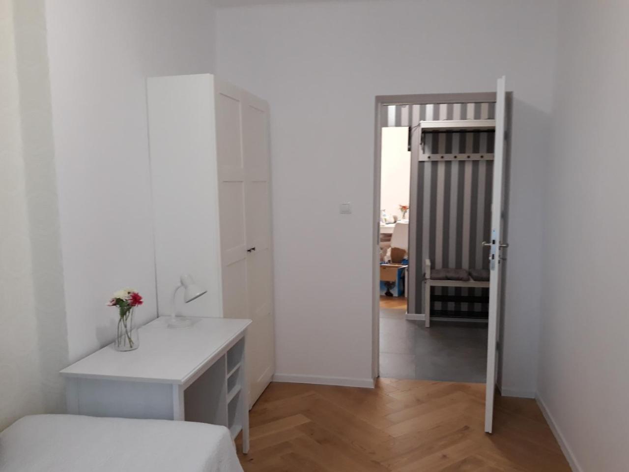 2 Bedroom City Center Apartment Κατοβίτσε Εξωτερικό φωτογραφία